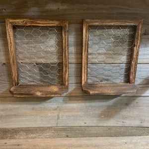 Set Of 2 Chicken Wire Frames With Shelves